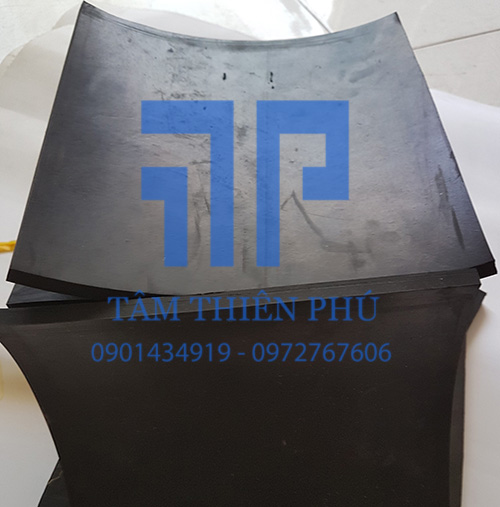 Cao su tấm lót sàn