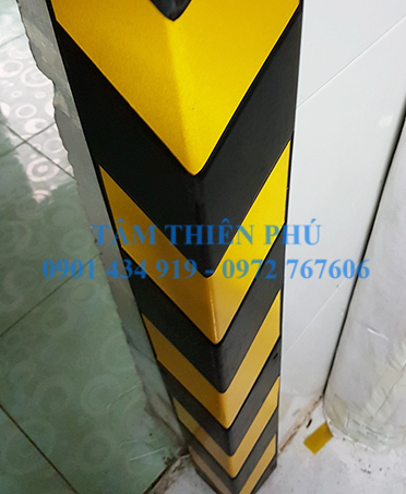 Cao su ốp cột tầng hầm