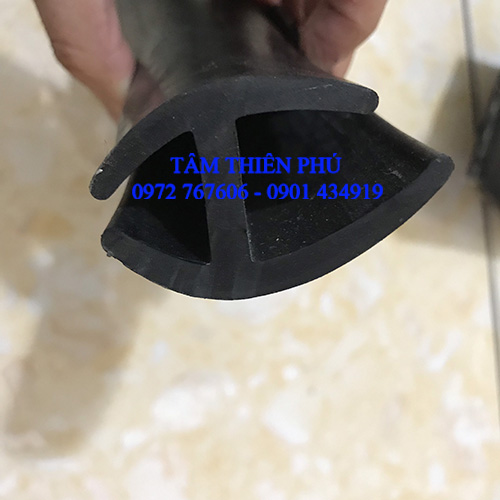 Gioăng cao su thùng xe tải