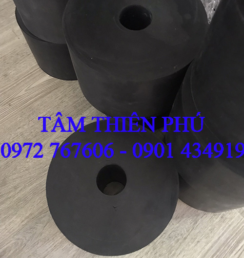 Đế cao su giảm chấn phi 300