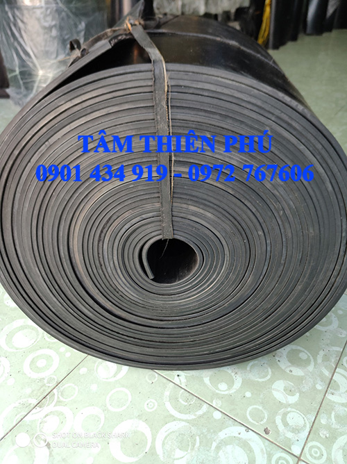 CUỘN CAO SU LÓT SÀN CHỊU LỰC