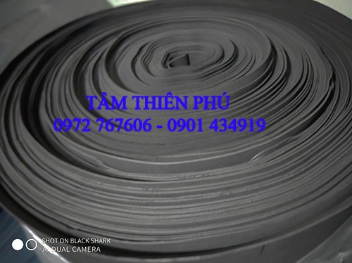 Cao su xốp cuộn khổ 1200mm