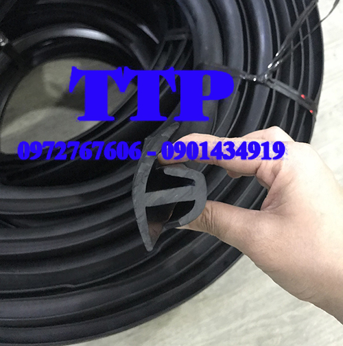 Ron cao su cho cửa thùng xe tải dạng gập